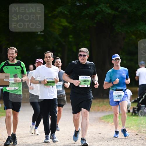 31.08.2025 - 21. Blankeneser Heldenlauf Dr. Thomas Lammeyer http://msf.ph/oto/8640644 31.08.2025 11:00:48 Laufen 3434, 3667, 3043, 4149 meine-sportfotos.de