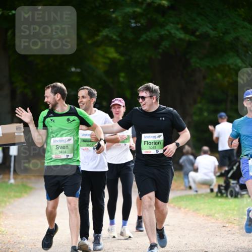 31.08.2025 - 21. Blankeneser Heldenlauf Dr. Thomas Lammeyer http://msf.ph/oto/8640652 31.08.2025 11:00:49 Laufen 3434, 3667, 3043 meine-sportfotos.de