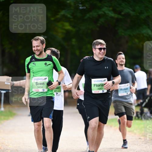 31.08.2025 - 21. Blankeneser Heldenlauf Dr. Thomas Lammeyer http://msf.ph/oto/8640655 31.08.2025 11:00:50 Laufen 3434, 67, 3043 meine-sportfotos.de