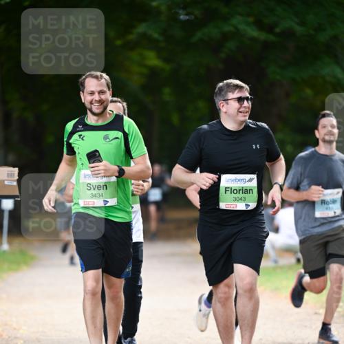 31.08.2025 - 21. Blankeneser Heldenlauf Dr. Thomas Lammeyer http://msf.ph/oto/8640659 31.08.2025 11:00:50 Laufen 3434, 4, 3043, 411 meine-sportfotos.de