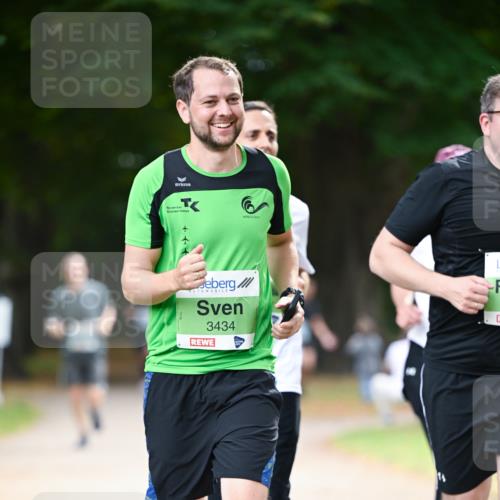 31.08.2025 - 21. Blankeneser Heldenlauf Dr. Thomas Lammeyer http://msf.ph/oto/8640672 31.08.2025 11:00:52 Laufen 3434 meine-sportfotos.de