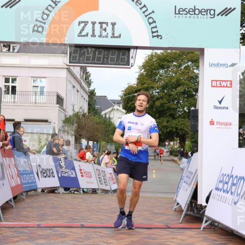 31.08.2025 - 21. Blankeneser Heldenlauf Strokosch-Dieckow http://msf.ph/oto/8640674 31.08.2025 09:40:34 Ziel 1054 meine-sportfotos.de