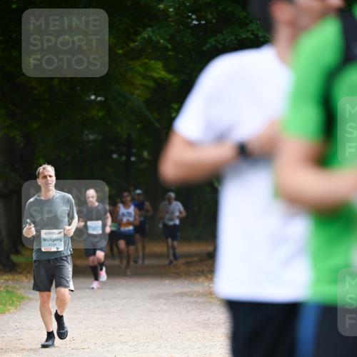 31.08.2025 - 21. Blankeneser Heldenlauf Dr. Thomas Lammeyer http://msf.ph/oto/8640680 31.08.2025 11:00:54 Laufen 4134 meine-sportfotos.de