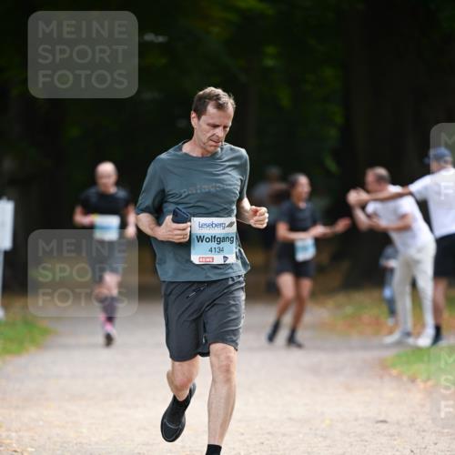 31.08.2025 - 21. Blankeneser Heldenlauf Dr. Thomas Lammeyer http://msf.ph/oto/8640689 31.08.2025 11:00:56 Laufen 4134 meine-sportfotos.de