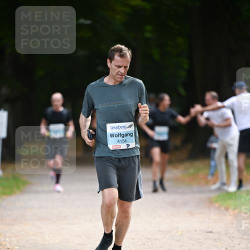 31.08.2025 - 21. Blankeneser Heldenlauf Dr. Thomas Lammeyer http://msf.ph/oto/8640691 31.08.2025 11:00:56 Laufen 4134 meine-sportfotos.de