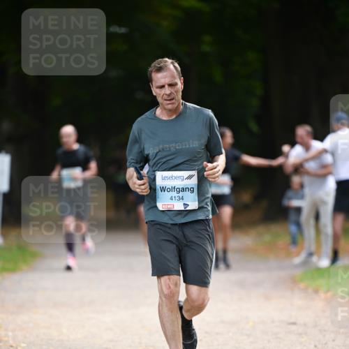 31.08.2025 - 21. Blankeneser Heldenlauf Dr. Thomas Lammeyer http://msf.ph/oto/8640693 31.08.2025 11:00:57 Laufen 4134 meine-sportfotos.de