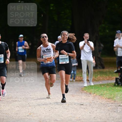 31.08.2025 - 21. Blankeneser Heldenlauf Dr. Thomas Lammeyer http://msf.ph/oto/8640711 31.08.2025 11:01:00 Laufen 9, 0, 371, 4325 meine-sportfotos.de