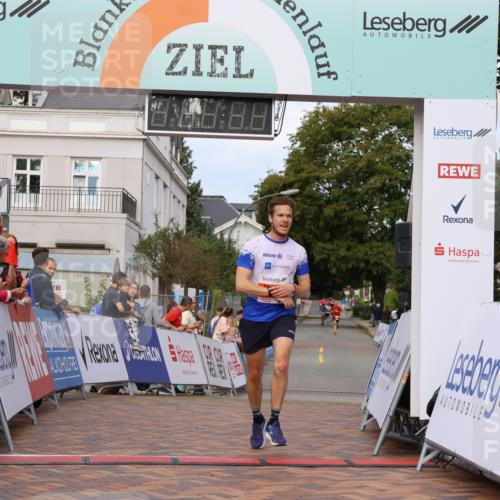 31.08.2025 - 21. Blankeneser Heldenlauf Strokosch-Dieckow http://msf.ph/oto/8640715 31.08.2025 09:40:34 Ziel 1054 meine-sportfotos.de