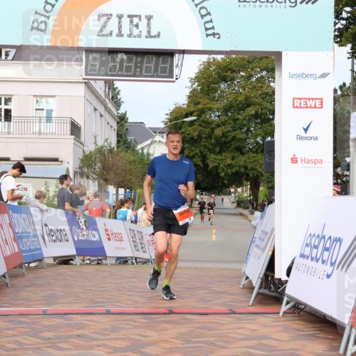 31.08.2025 - 21. Blankeneser Heldenlauf Strokosch-Dieckow http://msf.ph/oto/8640725 31.08.2025 09:44:39 Ziel 1017, 1066, 1131 meine-sportfotos.de