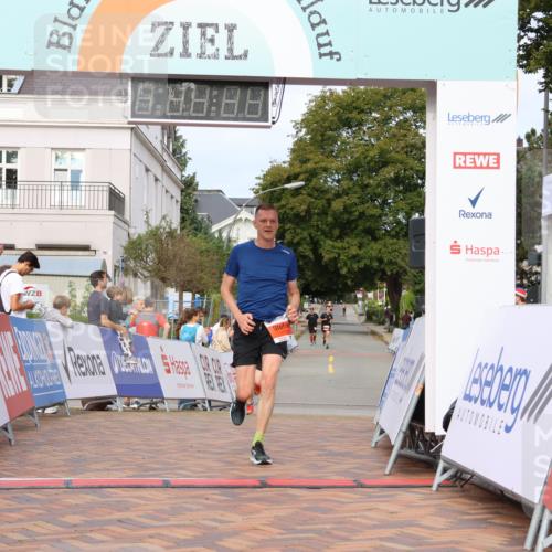 31.08.2025 - 21. Blankeneser Heldenlauf Strokosch-Dieckow http://msf.ph/oto/8640733 31.08.2025 09:44:39 Ziel 1017, 1066, 1131 meine-sportfotos.de
