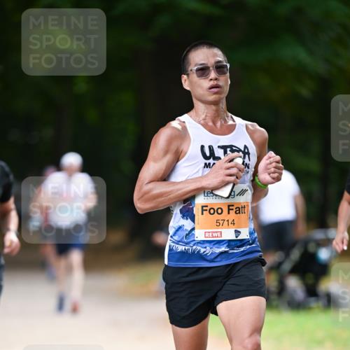 31.08.2025 - 21. Blankeneser Heldenlauf Dr. Thomas Lammeyer http://msf.ph/oto/8640734 31.08.2025 11:01:03 Laufen 5714 meine-sportfotos.de