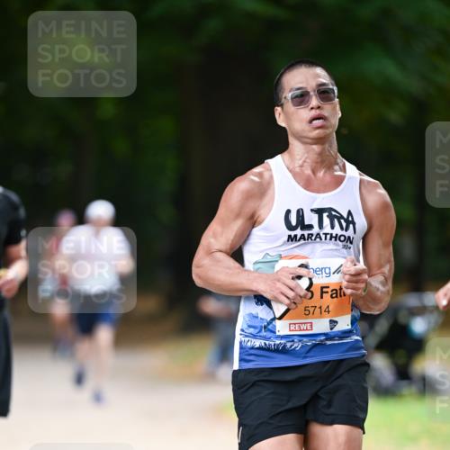 31.08.2025 - 21. Blankeneser Heldenlauf Dr. Thomas Lammeyer http://msf.ph/oto/8640735 31.08.2025 11:01:03 Laufen 5714, 2024 meine-sportfotos.de