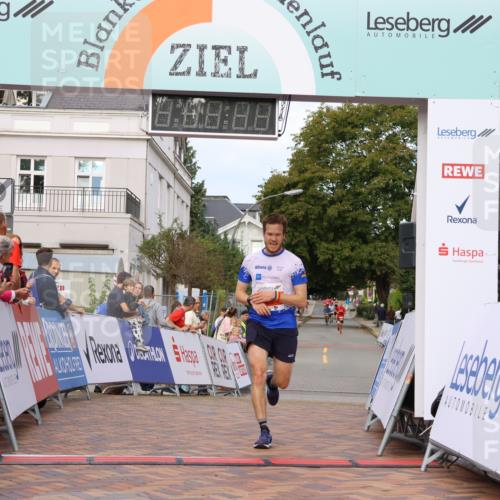 31.08.2025 - 21. Blankeneser Heldenlauf Strokosch-Dieckow http://msf.ph/oto/8640736 31.08.2025 09:40:33 Ziel 1054 meine-sportfotos.de