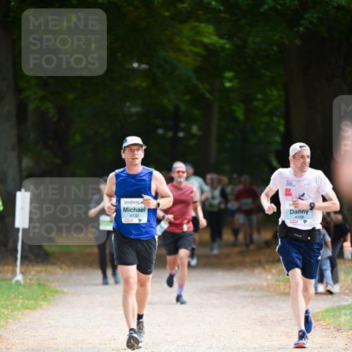 31.08.2025 - 21. Blankeneser Heldenlauf Dr. Thomas Lammeyer http://msf.ph/oto/8640746 31.08.2025 11:01:06 Laufen 4132, 4189 meine-sportfotos.de