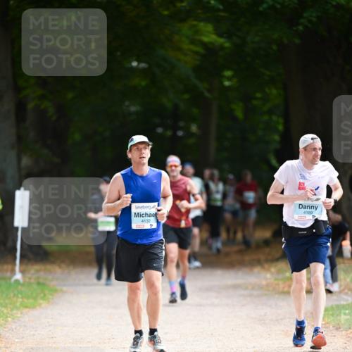 31.08.2025 - 21. Blankeneser Heldenlauf Dr. Thomas Lammeyer http://msf.ph/oto/8640749 31.08.2025 11:01:06 Laufen 4132, 4, 4189 meine-sportfotos.de