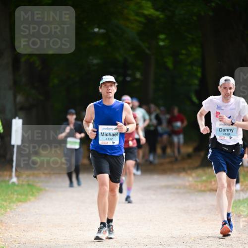 31.08.2025 - 21. Blankeneser Heldenlauf Dr. Thomas Lammeyer http://msf.ph/oto/8640753 31.08.2025 11:01:06 Laufen 4132, 4189 meine-sportfotos.de