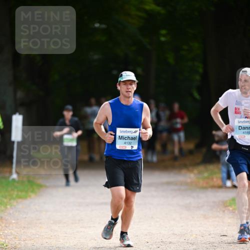 31.08.2025 - 21. Blankeneser Heldenlauf Dr. Thomas Lammeyer http://msf.ph/oto/8640760 31.08.2025 11:01:07 Laufen 4132, 4189 meine-sportfotos.de