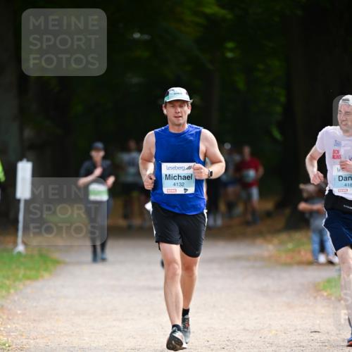 31.08.2025 - 21. Blankeneser Heldenlauf Dr. Thomas Lammeyer http://msf.ph/oto/8640761 31.08.2025 11:01:07 Laufen 4132, 4189 meine-sportfotos.de