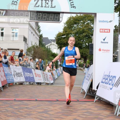 31.08.2025 - 21. Blankeneser Heldenlauf Strokosch-Dieckow http://msf.ph/oto/8640766 31.08.2025 09:40:10 Ziel 1158, 1083, 1008, 1093 meine-sportfotos.de