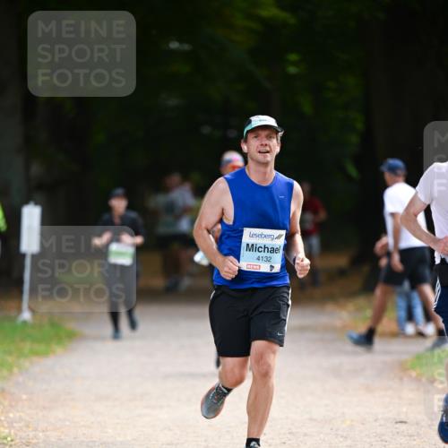 31.08.2025 - 21. Blankeneser Heldenlauf Dr. Thomas Lammeyer http://msf.ph/oto/8640767 31.08.2025 11:01:08 Laufen 4132 meine-sportfotos.de