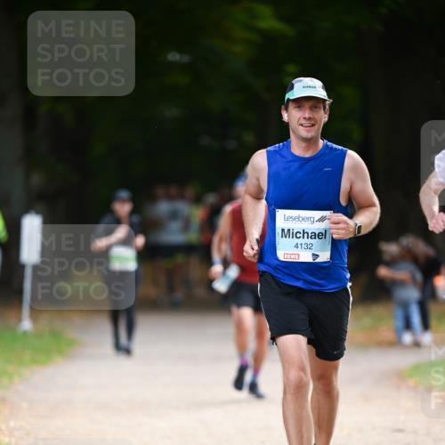31.08.2025 - 21. Blankeneser Heldenlauf Dr. Thomas Lammeyer http://msf.ph/oto/8640776 31.08.2025 11:01:09 Laufen 4132 meine-sportfotos.de