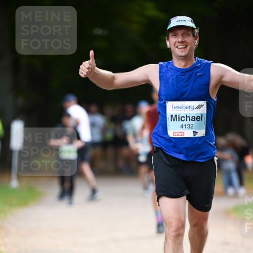 31.08.2025 - 21. Blankeneser Heldenlauf Dr. Thomas Lammeyer http://msf.ph/oto/8640784 31.08.2025 11:01:09 Laufen 4132 meine-sportfotos.de