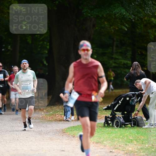 31.08.2025 - 21. Blankeneser Heldenlauf Dr. Thomas Lammeyer http://msf.ph/oto/8640791 31.08.2025 11:01:12 Laufen 4437 meine-sportfotos.de