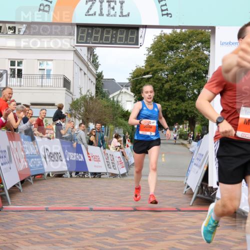 31.08.2025 - 21. Blankeneser Heldenlauf Strokosch-Dieckow http://msf.ph/oto/8640816 31.08.2025 09:40:10 Ziel 1158, 1083, 1008, 1093 meine-sportfotos.de