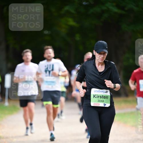 31.08.2025 - 21. Blankeneser Heldenlauf Dr. Thomas Lammeyer http://msf.ph/oto/8640828 31.08.2025 11:01:19 Laufen 3044 meine-sportfotos.de