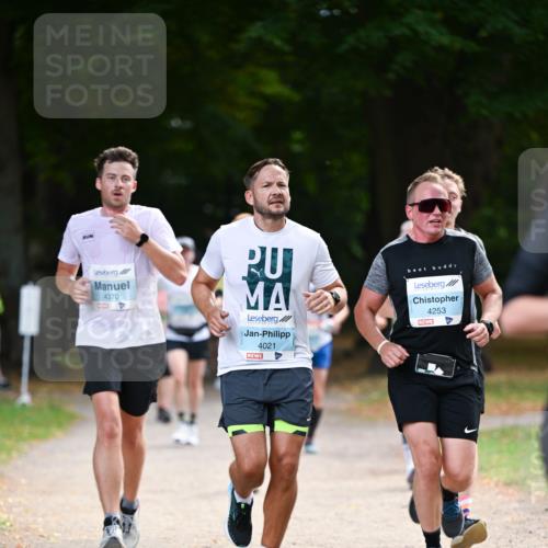 31.08.2025 - 21. Blankeneser Heldenlauf Dr. Thomas Lammeyer http://msf.ph/oto/8640837 31.08.2025 11:01:21 Laufen 4370, 4021, 4253, 4 meine-sportfotos.de