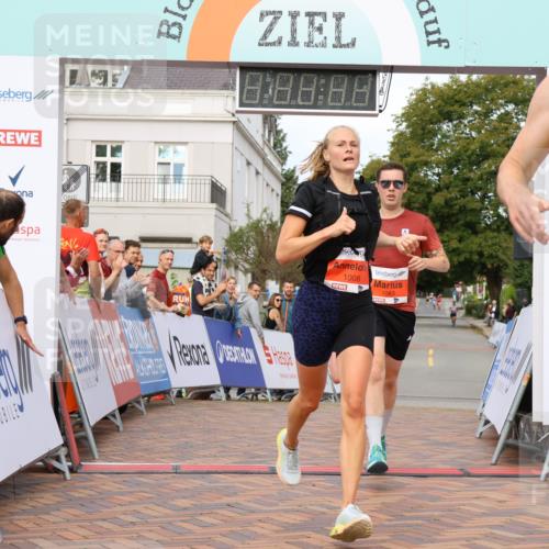 31.08.2025 - 21. Blankeneser Heldenlauf Strokosch-Dieckow http://msf.ph/oto/8640838 31.08.2025 09:40:09 Ziel 1158, 1083, 1008, 1093 meine-sportfotos.de
