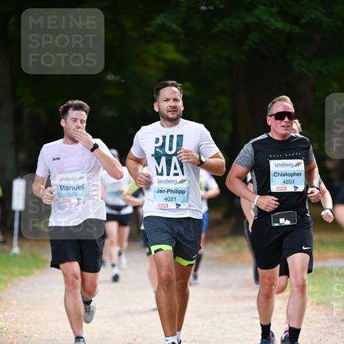 31.08.2025 - 21. Blankeneser Heldenlauf Dr. Thomas Lammeyer http://msf.ph/oto/8640839 31.08.2025 11:01:21 Laufen 4370, 4021, 4253 meine-sportfotos.de