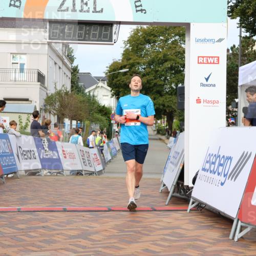 31.08.2025 - 21. Blankeneser Heldenlauf Strokosch-Dieckow http://msf.ph/oto/8640840 31.08.2025 09:44:30 Ziel 1017 meine-sportfotos.de