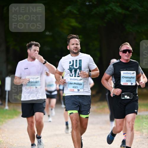 31.08.2025 - 21. Blankeneser Heldenlauf Dr. Thomas Lammeyer http://msf.ph/oto/8640841 31.08.2025 11:01:21 Laufen 4370, 4021, 4253 meine-sportfotos.de