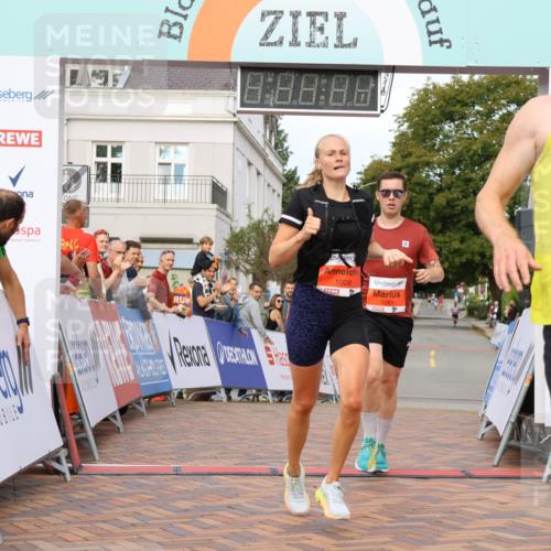 31.08.2025 - 21. Blankeneser Heldenlauf Strokosch-Dieckow http://msf.ph/oto/8640847 31.08.2025 09:40:09 Ziel 1158, 1083, 1008, 1093 meine-sportfotos.de