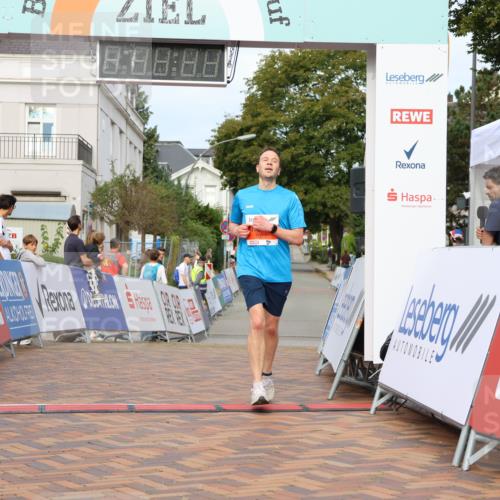31.08.2025 - 21. Blankeneser Heldenlauf Strokosch-Dieckow http://msf.ph/oto/8640848 31.08.2025 09:44:30 Ziel 1017 meine-sportfotos.de