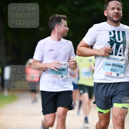 31.08.2025 - 21. Blankeneser Heldenlauf Dr. Thomas Lammeyer http://msf.ph/oto/8640854 31.08.2025 11:01:23 Laufen 4021 meine-sportfotos.de