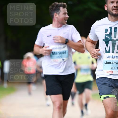 31.08.2025 - 21. Blankeneser Heldenlauf Dr. Thomas Lammeyer http://msf.ph/oto/8640857 31.08.2025 11:01:23 Laufen 4570, 4021 meine-sportfotos.de