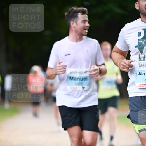 31.08.2025 - 21. Blankeneser Heldenlauf Dr. Thomas Lammeyer http://msf.ph/oto/8640858 31.08.2025 11:01:23 Laufen 4370 meine-sportfotos.de