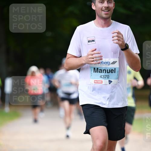 31.08.2025 - 21. Blankeneser Heldenlauf Dr. Thomas Lammeyer http://msf.ph/oto/8640862 31.08.2025 11:01:24 Laufen 4370 meine-sportfotos.de