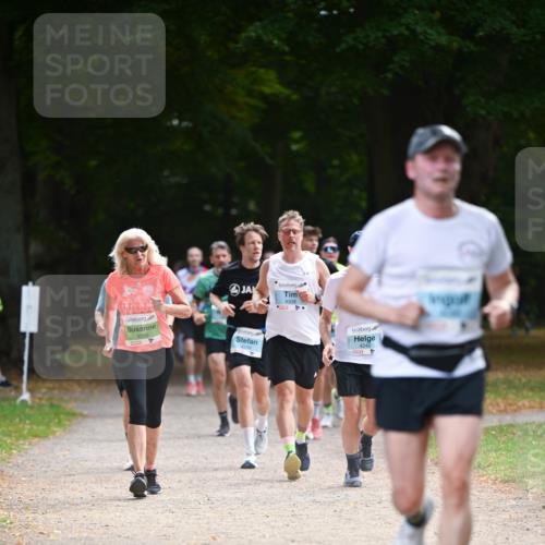 31.08.2025 - 21. Blankeneser Heldenlauf Dr. Thomas Lammeyer http://msf.ph/oto/8640885 31.08.2025 11:01:27 Laufen 3080, 4239, 4308, 4240 meine-sportfotos.de