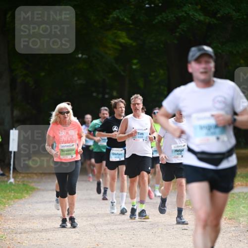 31.08.2025 - 21. Blankeneser Heldenlauf Dr. Thomas Lammeyer http://msf.ph/oto/8640888 31.08.2025 11:01:27 Laufen 3080, 4239, 4308, 4240 meine-sportfotos.de