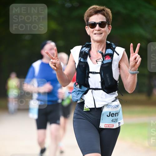 31.08.2025 - 21. Blankeneser Heldenlauf Dr. Thomas Lammeyer http://msf.ph/oto/8640938 31.08.2025 11:01:36 Laufen 428 meine-sportfotos.de