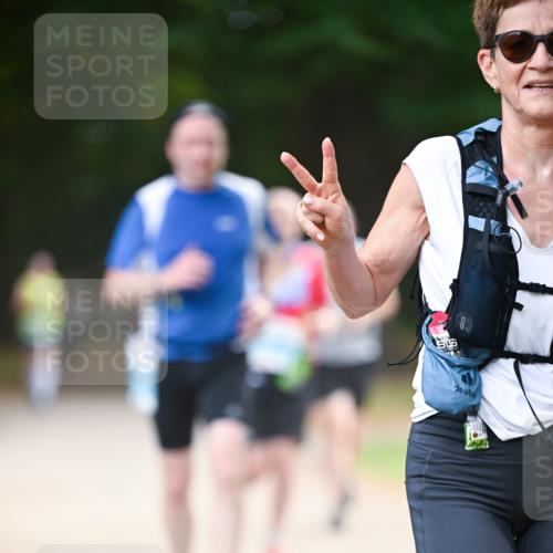 31.08.2025 - 21. Blankeneser Heldenlauf Dr. Thomas Lammeyer http://msf.ph/oto/8640944 31.08.2025 11:01:36 Laufen 915 meine-sportfotos.de