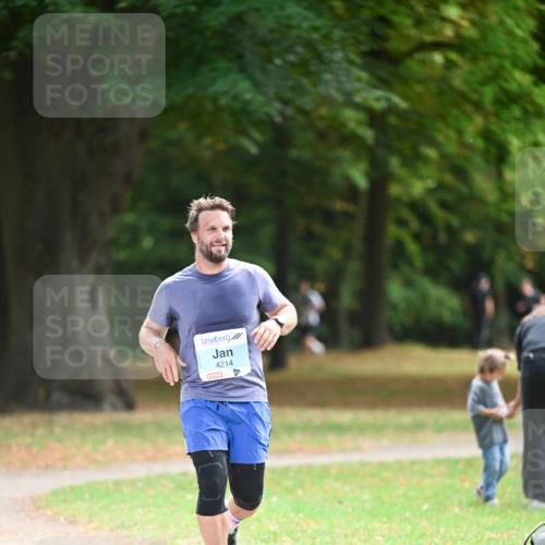 31.08.2025 - 21. Blankeneser Heldenlauf Dr. Thomas Lammeyer http://msf.ph/oto/8640967 31.08.2025 11:01:46 Laufen 4214 meine-sportfotos.de