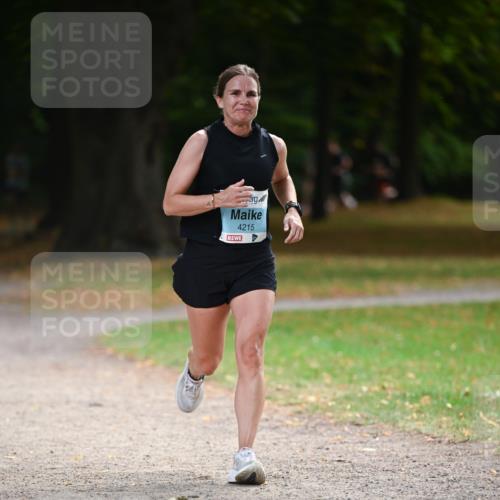 31.08.2025 - 21. Blankeneser Heldenlauf Dr. Thomas Lammeyer http://msf.ph/oto/8640982 31.08.2025 11:01:49 Laufen 4215 meine-sportfotos.de