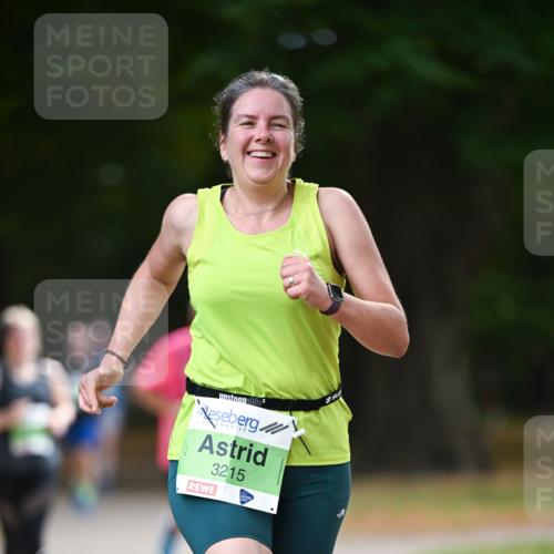 31.08.2025 - 21. Blankeneser Heldenlauf Dr. Thomas Lammeyer http://msf.ph/oto/8640999 31.08.2025 11:01:52 Laufen 3215 meine-sportfotos.de