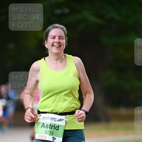 31.08.2025 - 21. Blankeneser Heldenlauf Dr. Thomas Lammeyer http://msf.ph/oto/8641000 31.08.2025 11:01:52 Laufen 3215 meine-sportfotos.de