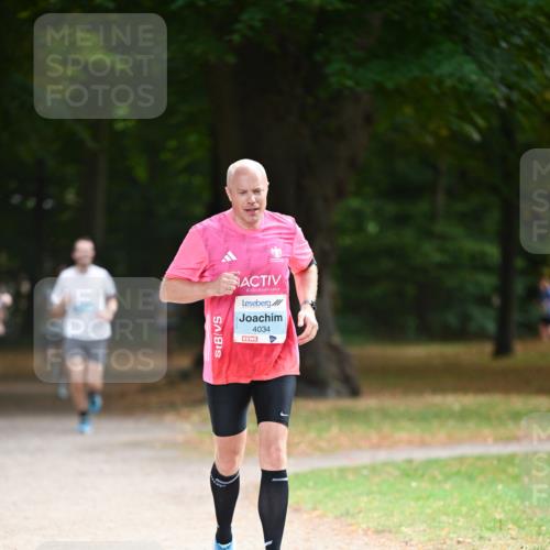31.08.2025 - 21. Blankeneser Heldenlauf Dr. Thomas Lammeyer http://msf.ph/oto/8641009 31.08.2025 11:01:54 Laufen 4034 meine-sportfotos.de