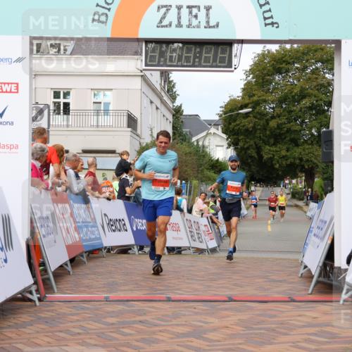 31.08.2025 - 21. Blankeneser Heldenlauf Strokosch-Dieckow http://msf.ph/oto/8641013 31.08.2025 09:39:58 Ziel 1048, 1144, 1152 meine-sportfotos.de